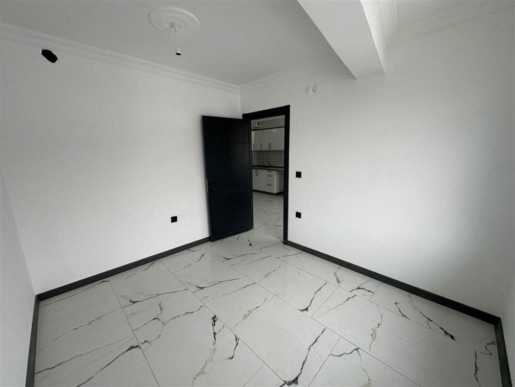 ŞARHÖYÜK MAHALLESİNDE SATILIK 55 MERETKARE 1+1 DAİRE